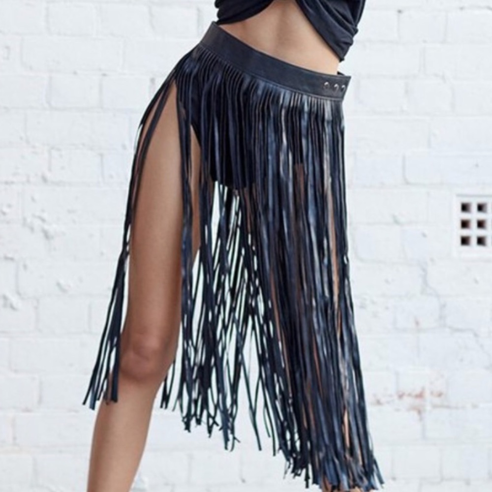 Super sexy fringe belt